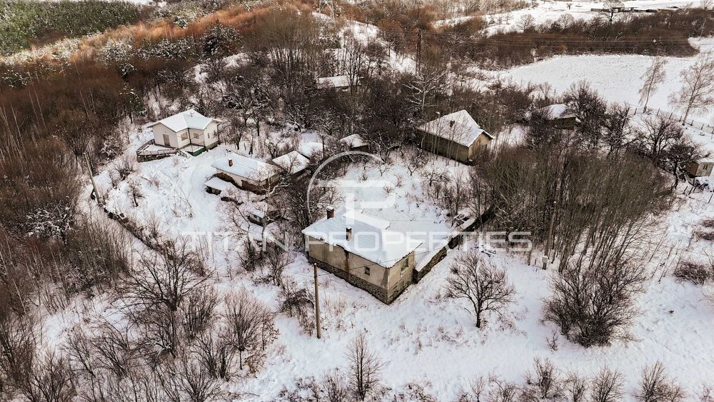 Продава се Къща в с. Железница, Област София-град - 65 кв.м за 1354 €/кв.м - Снимка #1