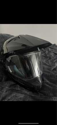 Vand casca MT helmets