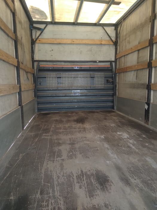 Ford Tranzit din 2013.10 Cu motor 2.2