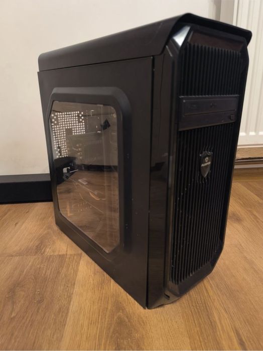 2 PC-uri i7-7700k GTX 1650; i3