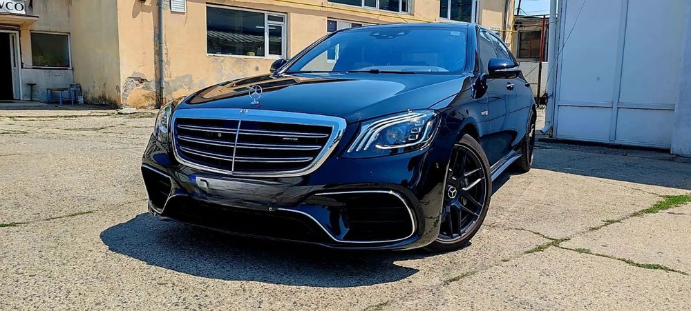 Mercedes-Benz AMG Stare ff bună, interior, exterior cât și funcțional.