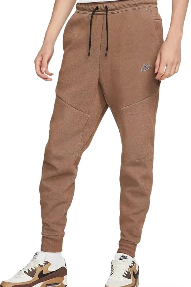 Nike tech fleece