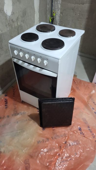 Продам электрическую плиту