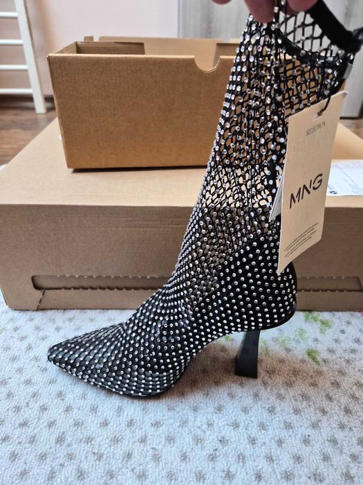 Mango обувки с кристали-нови