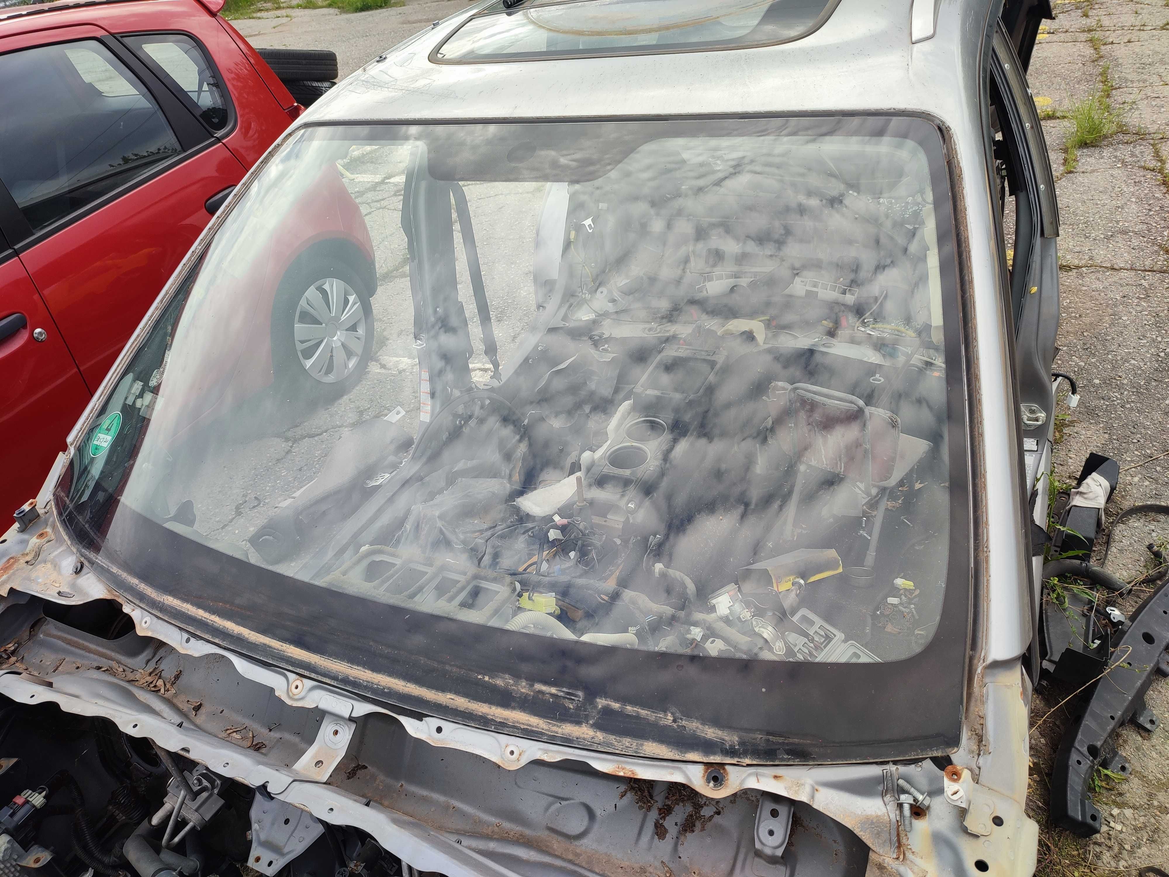 Оригинално предно челно стъкло за Subaru Legacy и Outback 03-09 година