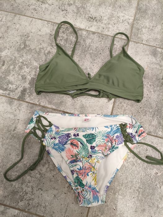 Costum de baie două piese shekini – top halter cu decolteu adânc, slip