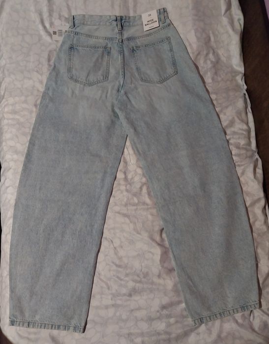 Bershka Wide Balloon дънки, размер 38 – НОВИ!