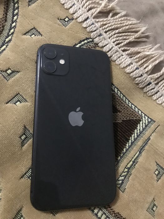 Айфон 11 продам обмен есть