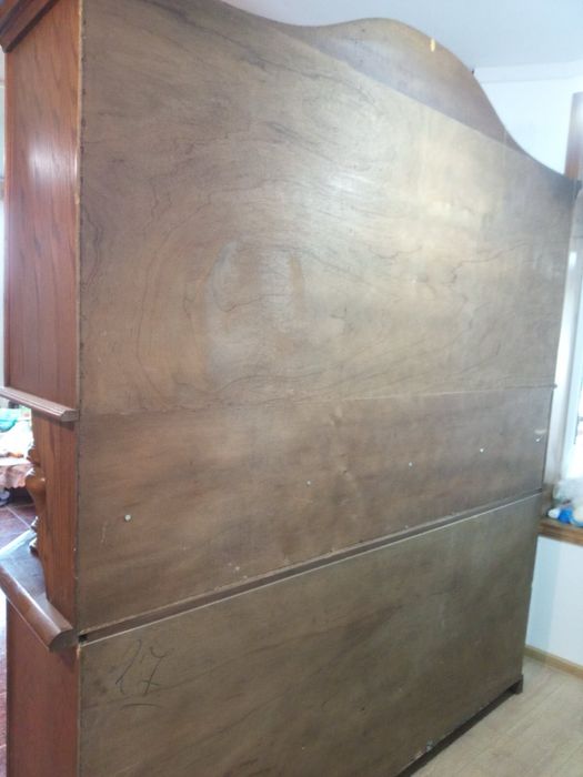 Ретро кухненски шкаф