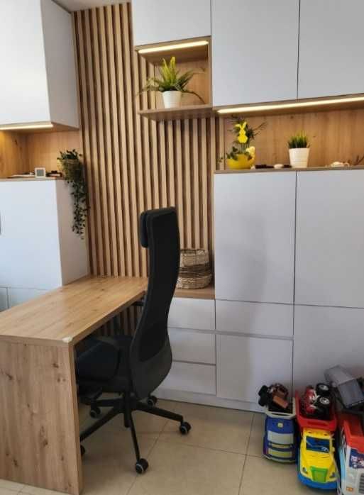 Дава се под наем Тристаен апартамент в София, Изток - 95 кв.м за 1125 € - Снимка #2