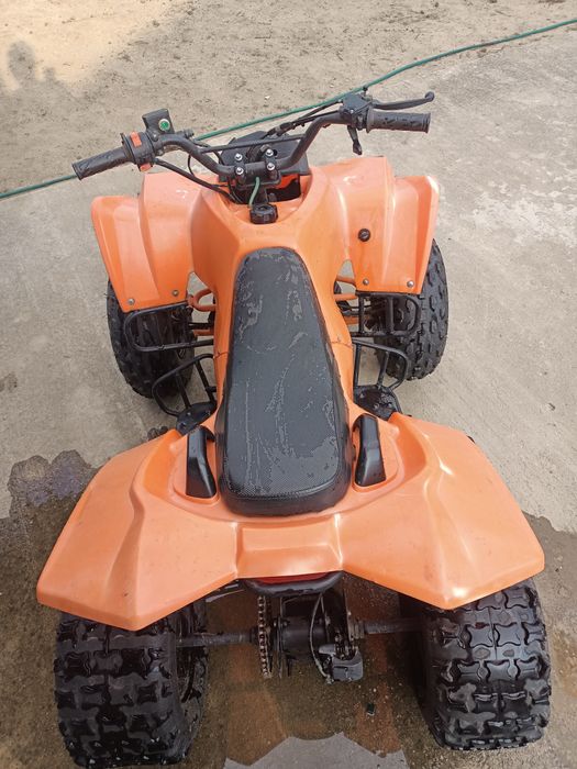 ATV de vânzare, portocaliu