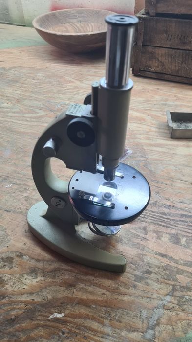 Микроскоп механический