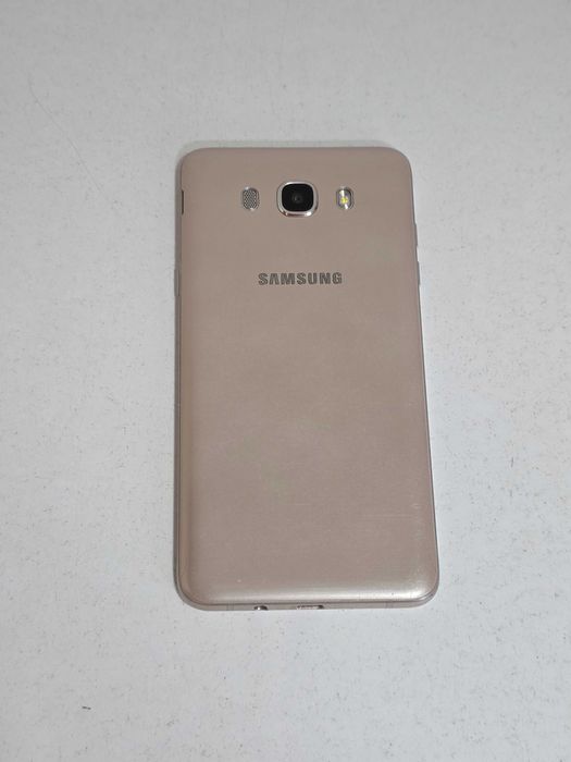 Samsung Galaxy J7 2016