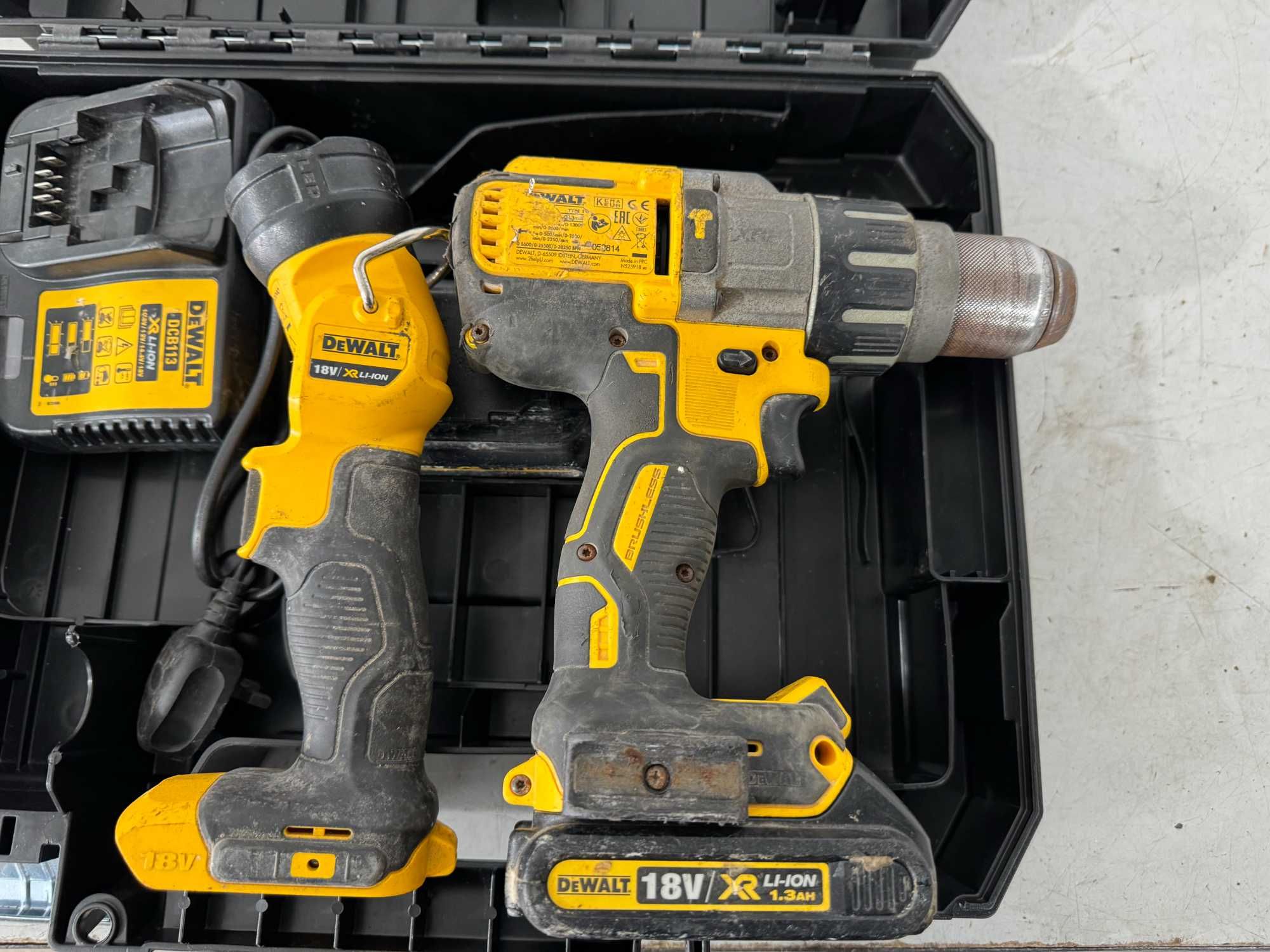 Винтоверт - Dewalt 18 V Brushless