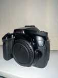 Canon eos 70d body sotiladi
