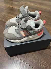 Adidasi new balance marime 26