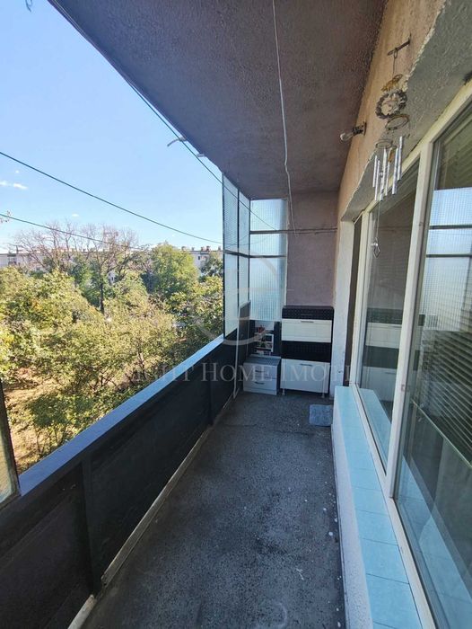 Продава се Тристаен апартамент в Пловдив, Кючук Париж - 64 кв.м за 1559 €/кв.м - Снимка #11