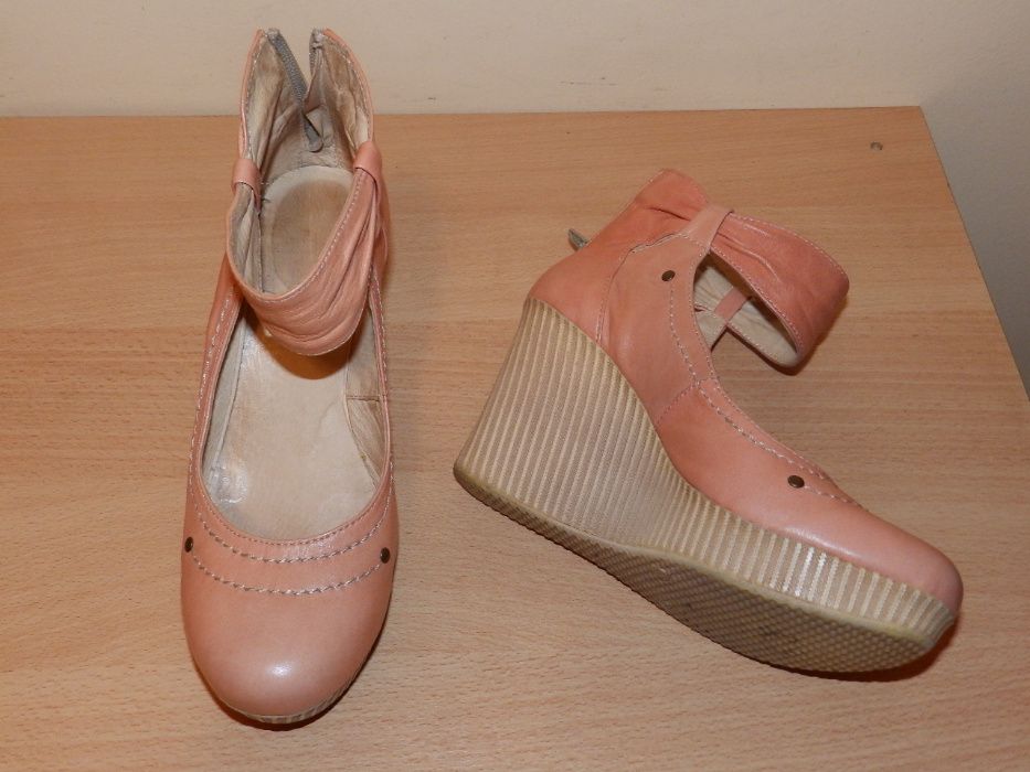 Дамски обувки 37, 38 и 39 номер на различни цени