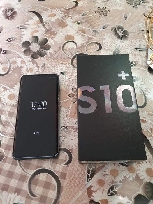 Vând Samsung Galaxy S10 Plus Ca Nou
