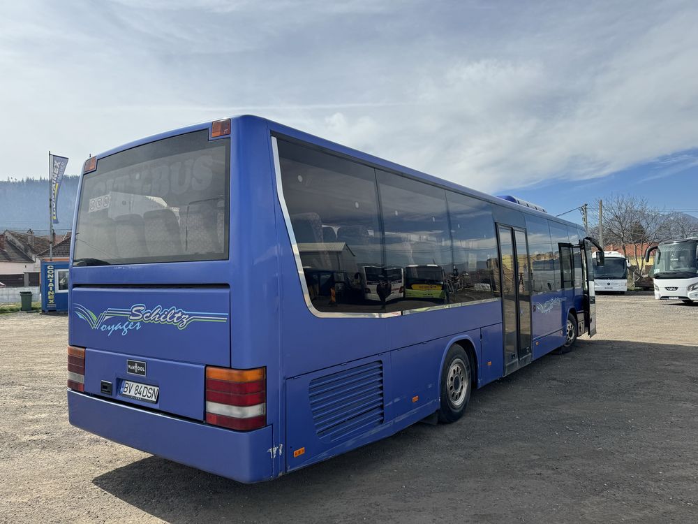 Autobuz Van Hool 47 locuri