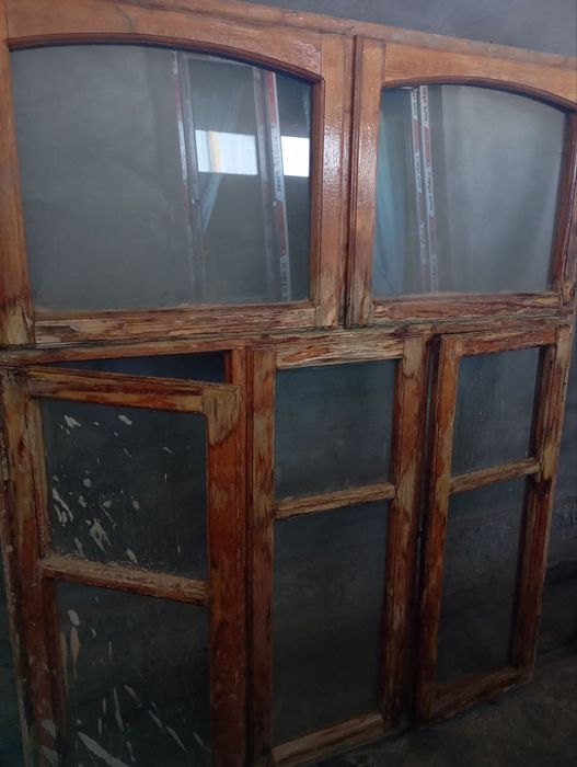 Рамы из дерева, б/у