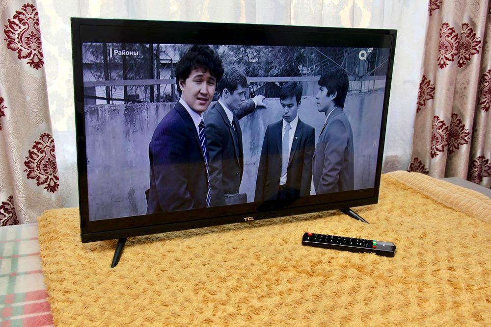 Срочно продам телевизор 32" 81 см.