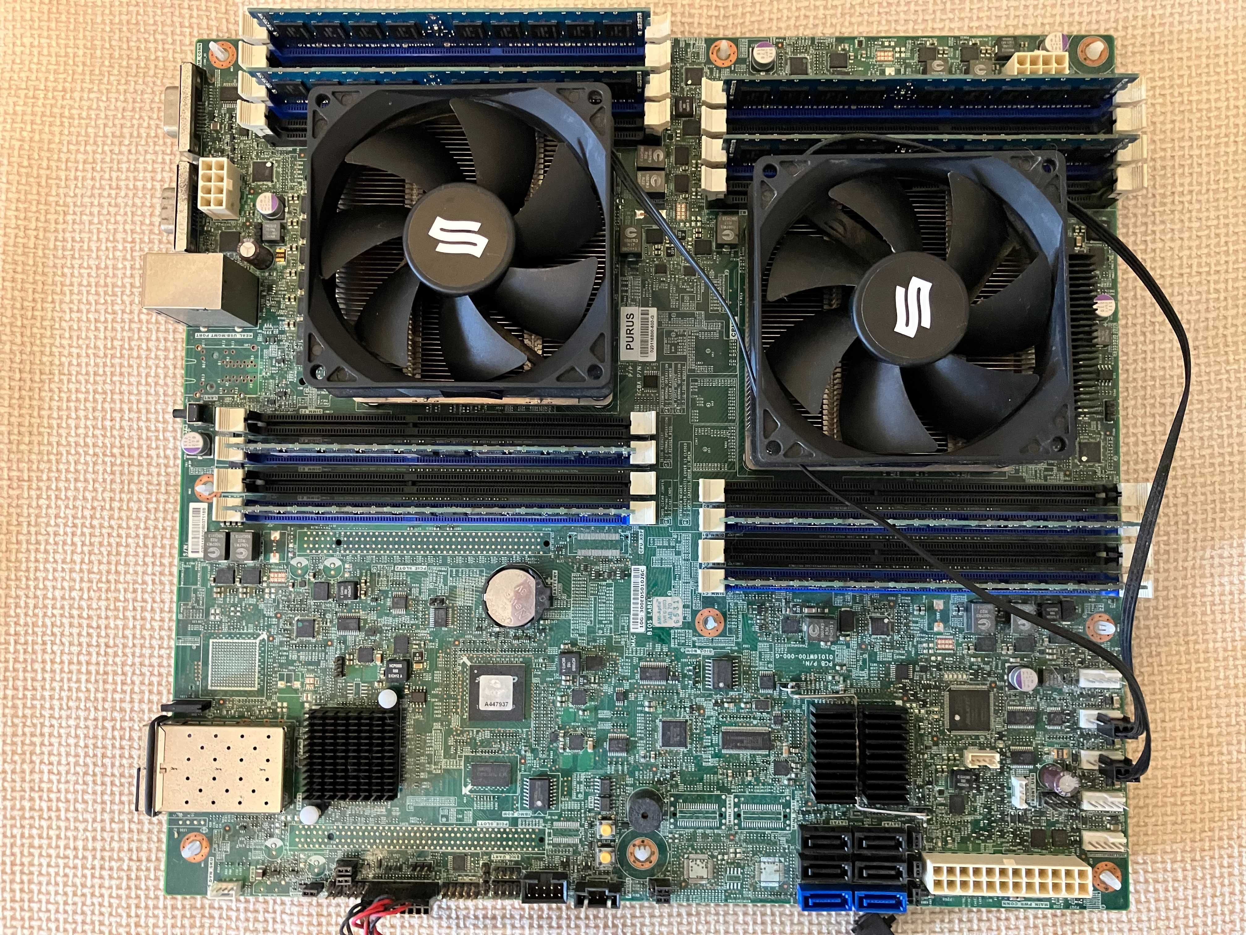 Server Foxconn Dual Intel Xeon E5-2630L v1 64GB RAM