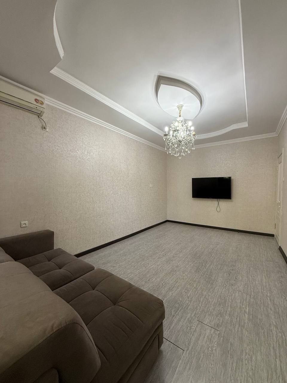 Yunusobod 11 mavze Xavas 3 xona 2 etaj (68²) sotiladi ipoteka ga xam