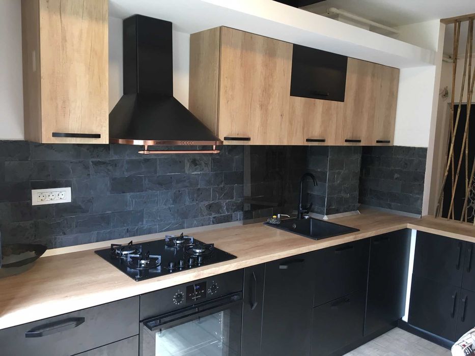 Inchiriere apartament 3 camere mobilate langa metrou Gorjului - 76 mp.