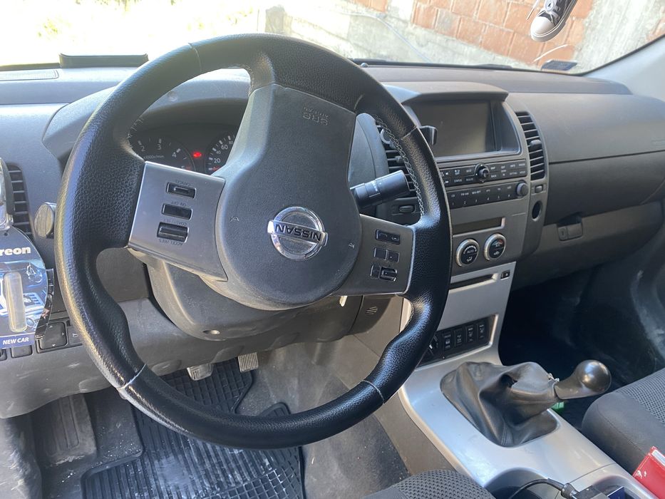 Nissan navara D40