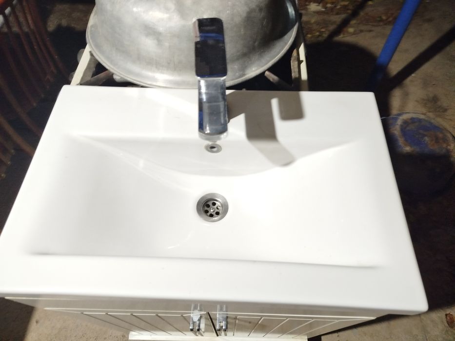 Rakovina tumbasi bilan sotiladi