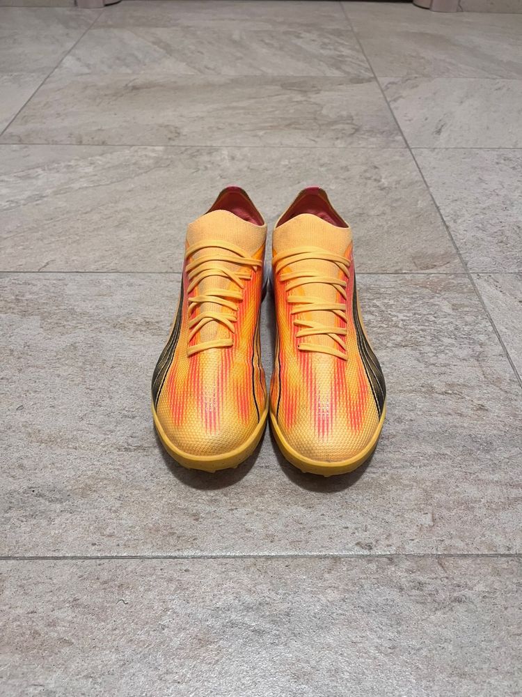 Vand/Schimb Adidasi GHETE PUMA 42 Fotbal Ultra Match Orange Galben