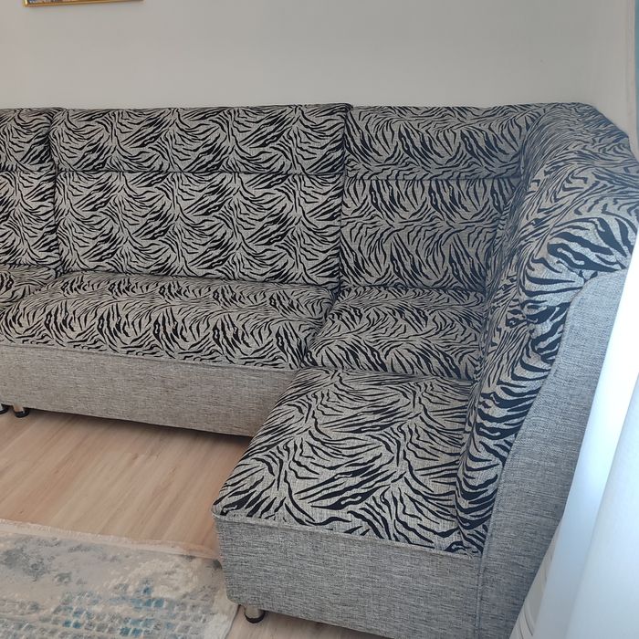 Продам диван угловой