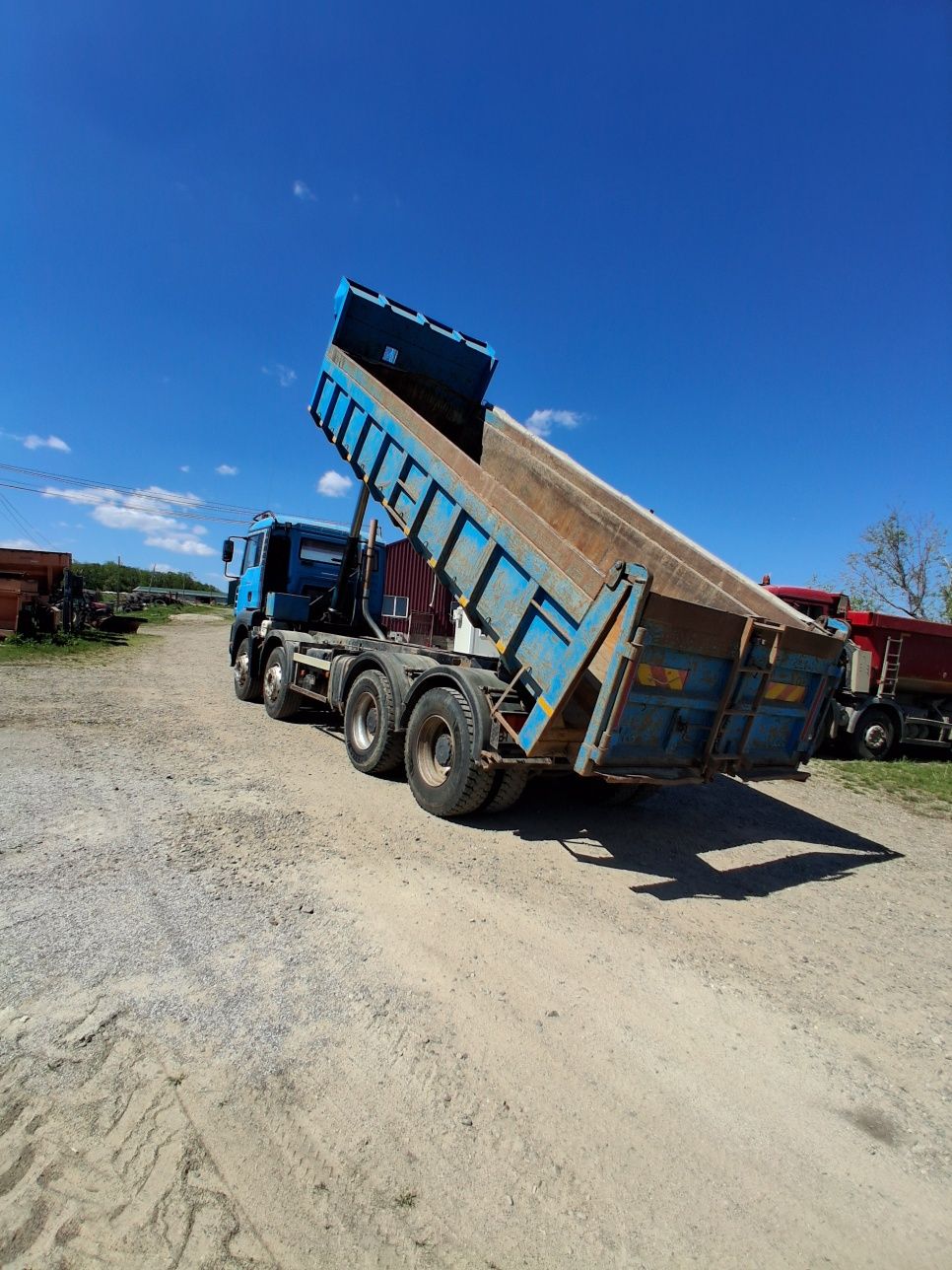 Autobasculanta MAN TGA 8x4