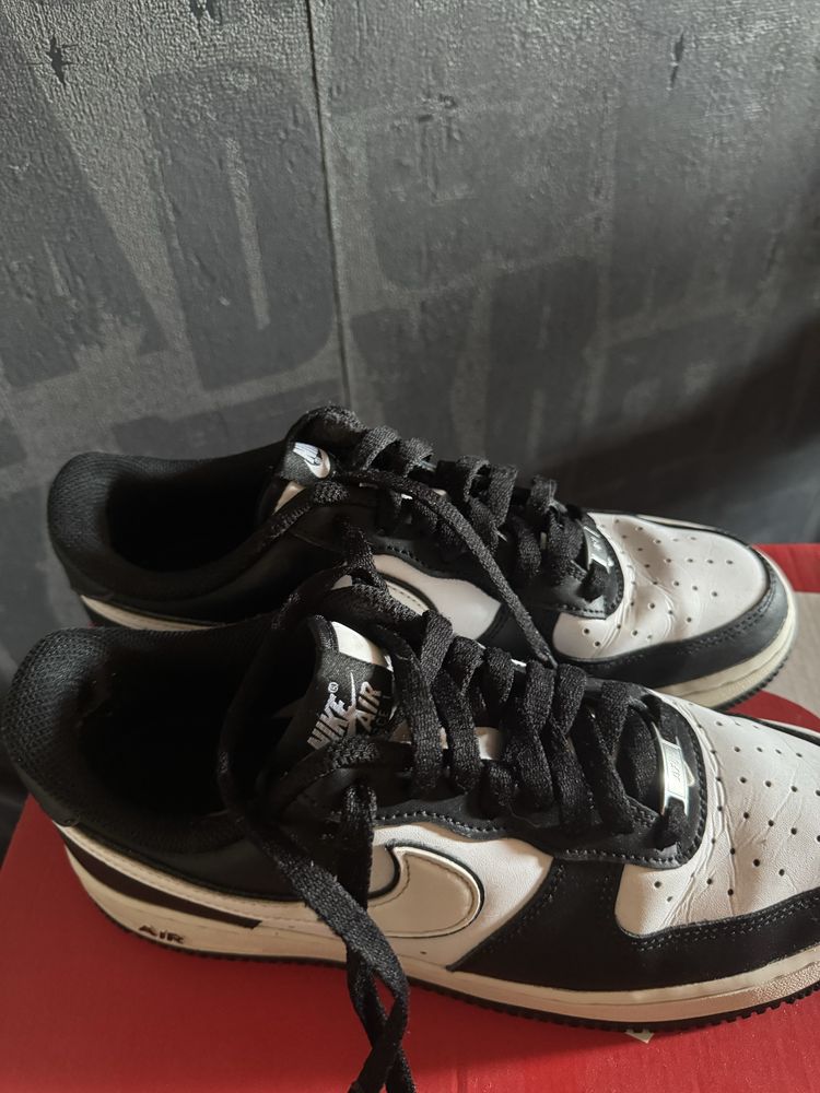Nike Air Force 1 ‘07 black/white