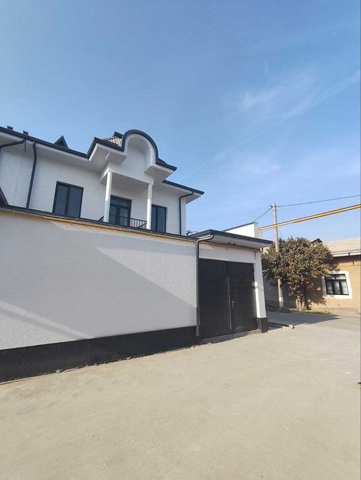 Зангиота Зиёратгохи якинида, 7 хона янги курилган