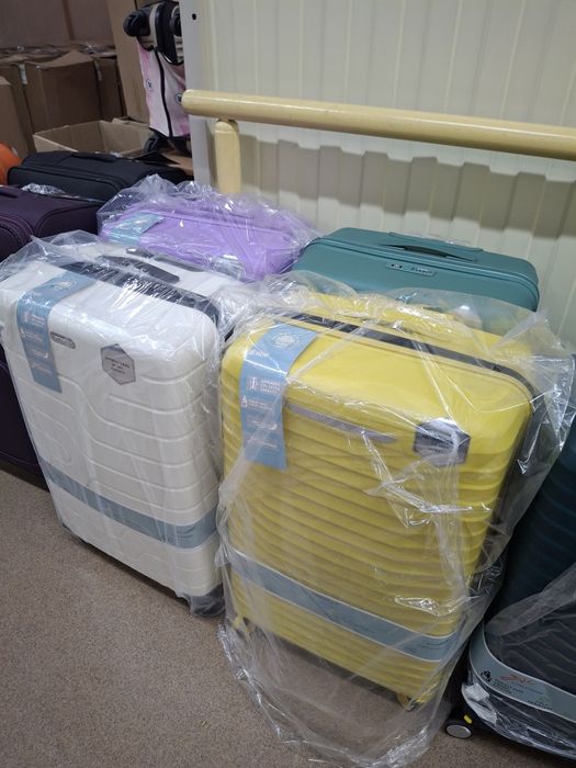 Чемоданы premium класса новинка