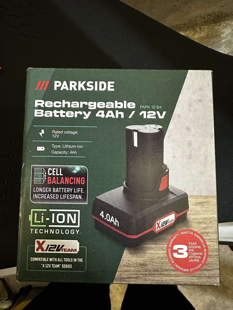 Батерии и зарядно Parkside 12V - 2/4ah