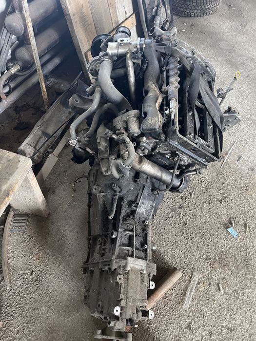 Продам двигатель с КПП от форд транзит