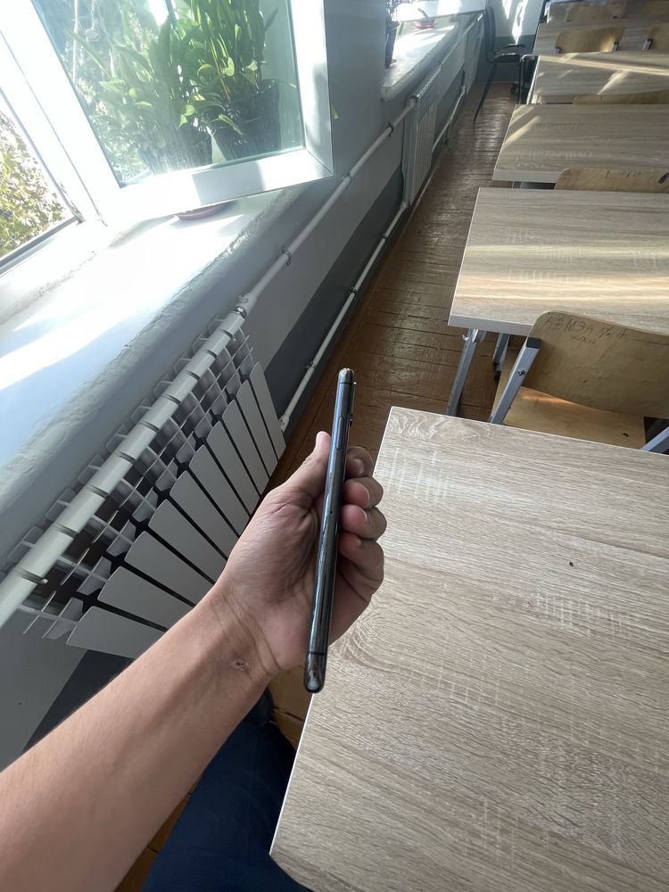 Iphone xs радной