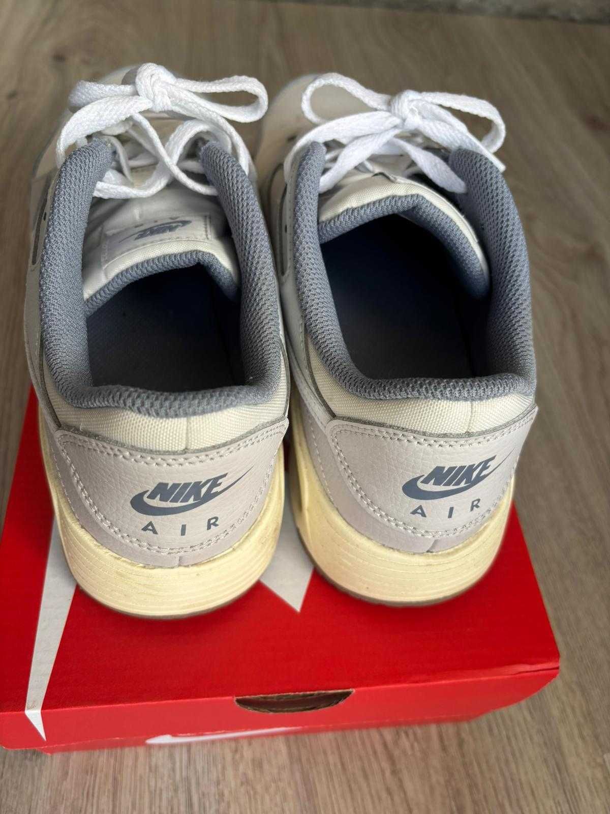Nike Air Max SC купен от Nike.com