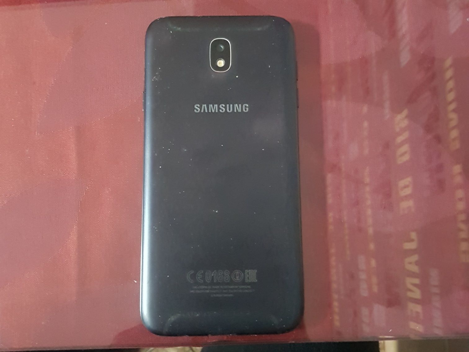 Samsung J7 2017 xolati juda yaxshi