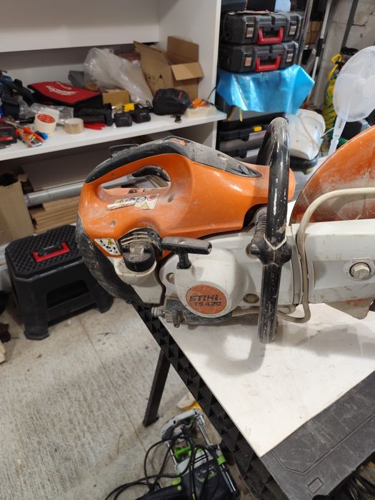 Машина за рязане Щил Stihl TS 420