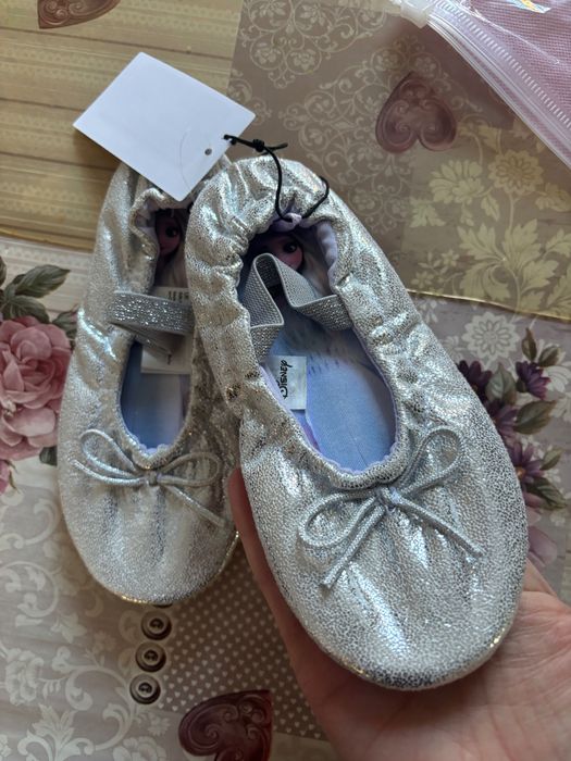 Блестящи балетни цвички Н&М  28/29 р