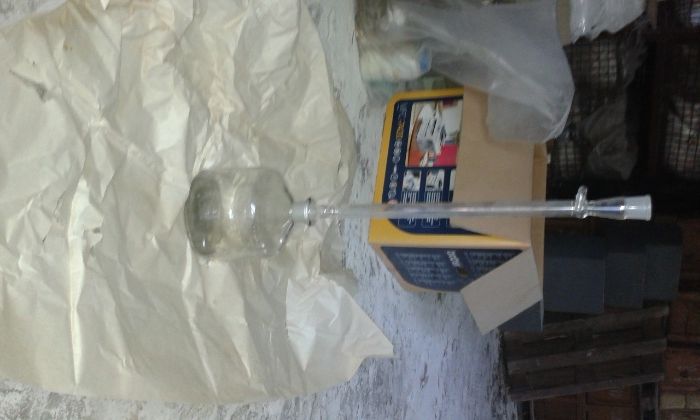 Лабораторна стъклария различна.