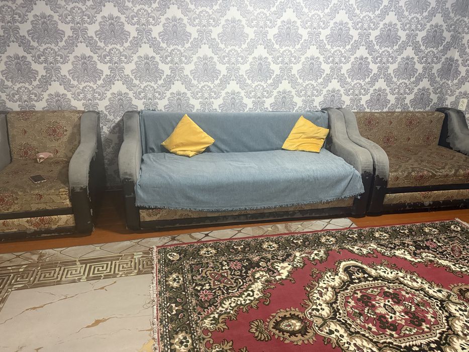 2 бөлмелі пәтер жалға беріледі . Жетісу микрайоны . 6 дом