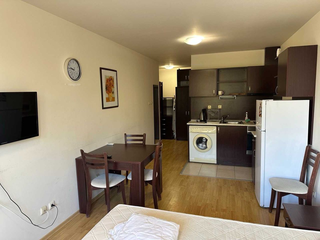Дава се под наем Едностаен апартамент в Несебър - 38 кв.м за 204 € - Снимка #2