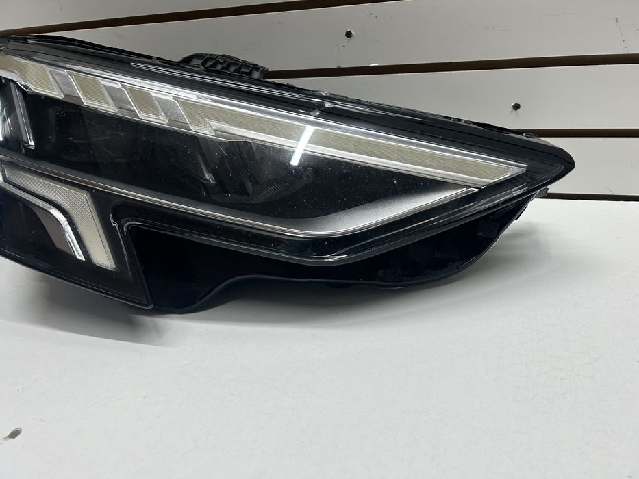 Far faruri Audi A3 8Y0 led adaptiv 2020-2023 dreapta