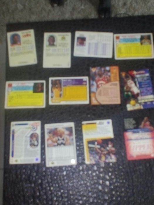 Продавам колекция картички на баскетболисти USA