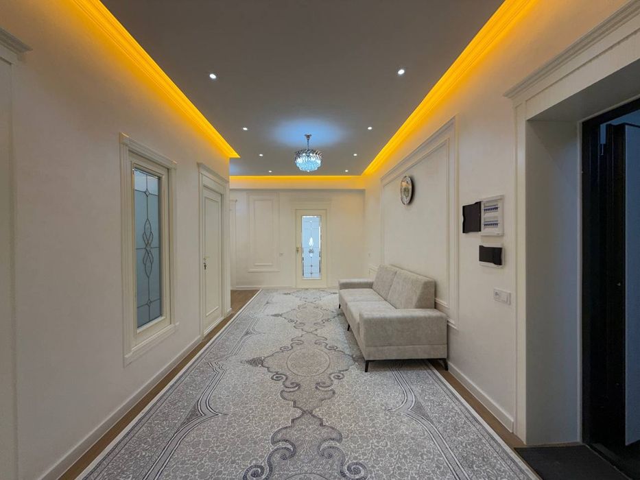 Продаётся 102м2 4х комнатная новостройка на 4-этаже Адрес СамКо'ч Авто